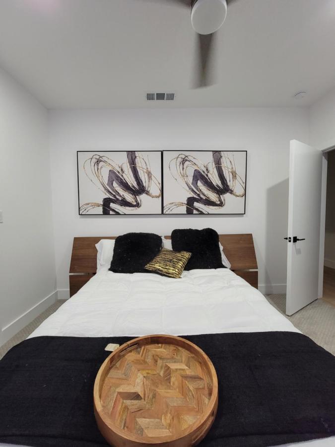 Dallas Luxury Modern House By Dallas Love Airport エクステリア 写真