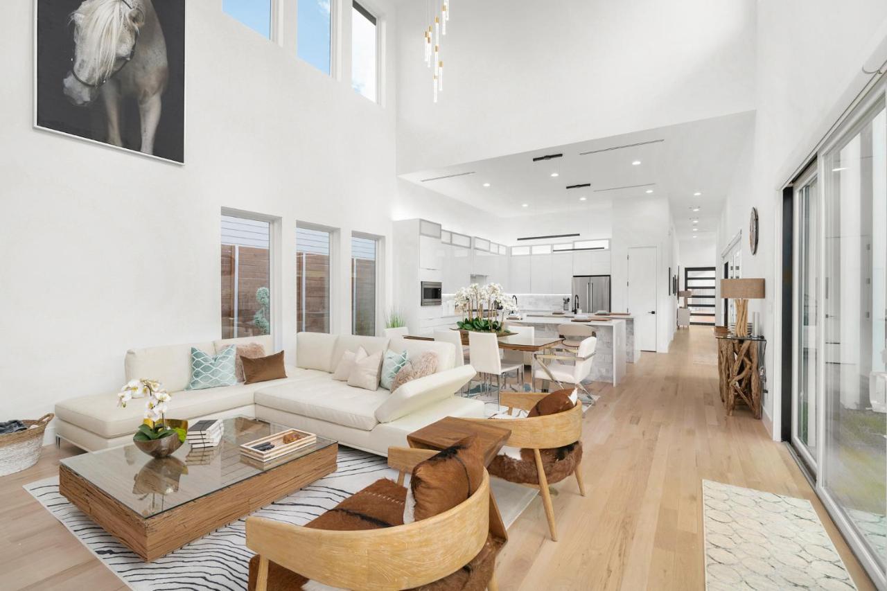 Dallas Luxury Modern House By Dallas Love Airport エクステリア 写真