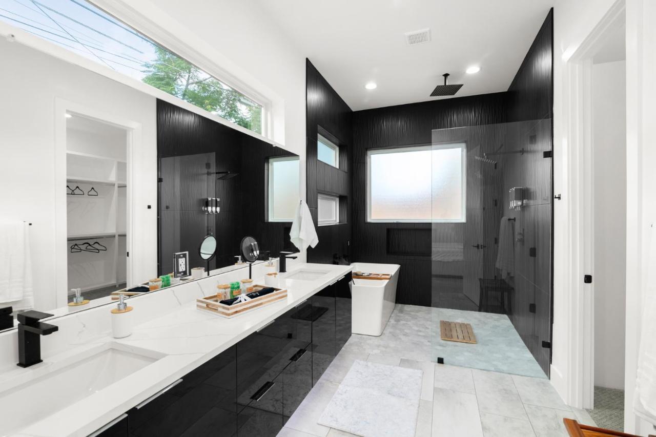 Dallas Luxury Modern House By Dallas Love Airport エクステリア 写真
